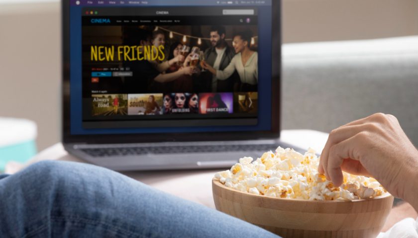 popcorn devant un site de streaming